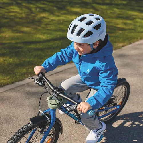 10094438_01_11001558_01_IVERA_CHAIN_7210K_110_Youn_I_3_0_bike_packing_green_powder_blue_Lifestyle_3520_SB.jpeg