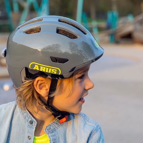 ABUS_Helm_Smiley3.0_LED_150dpi_12.jpg