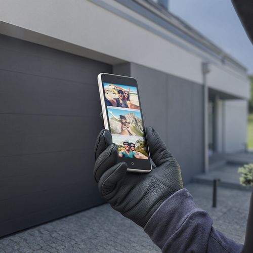 Wer heute ein Haus auskundschaften will, braucht dafür nicht mehr zwangsläufig den Schutz der Dunkelheit oder muss vor Ort sein: ein Blick in die Social-Media-Story reicht oft aus.