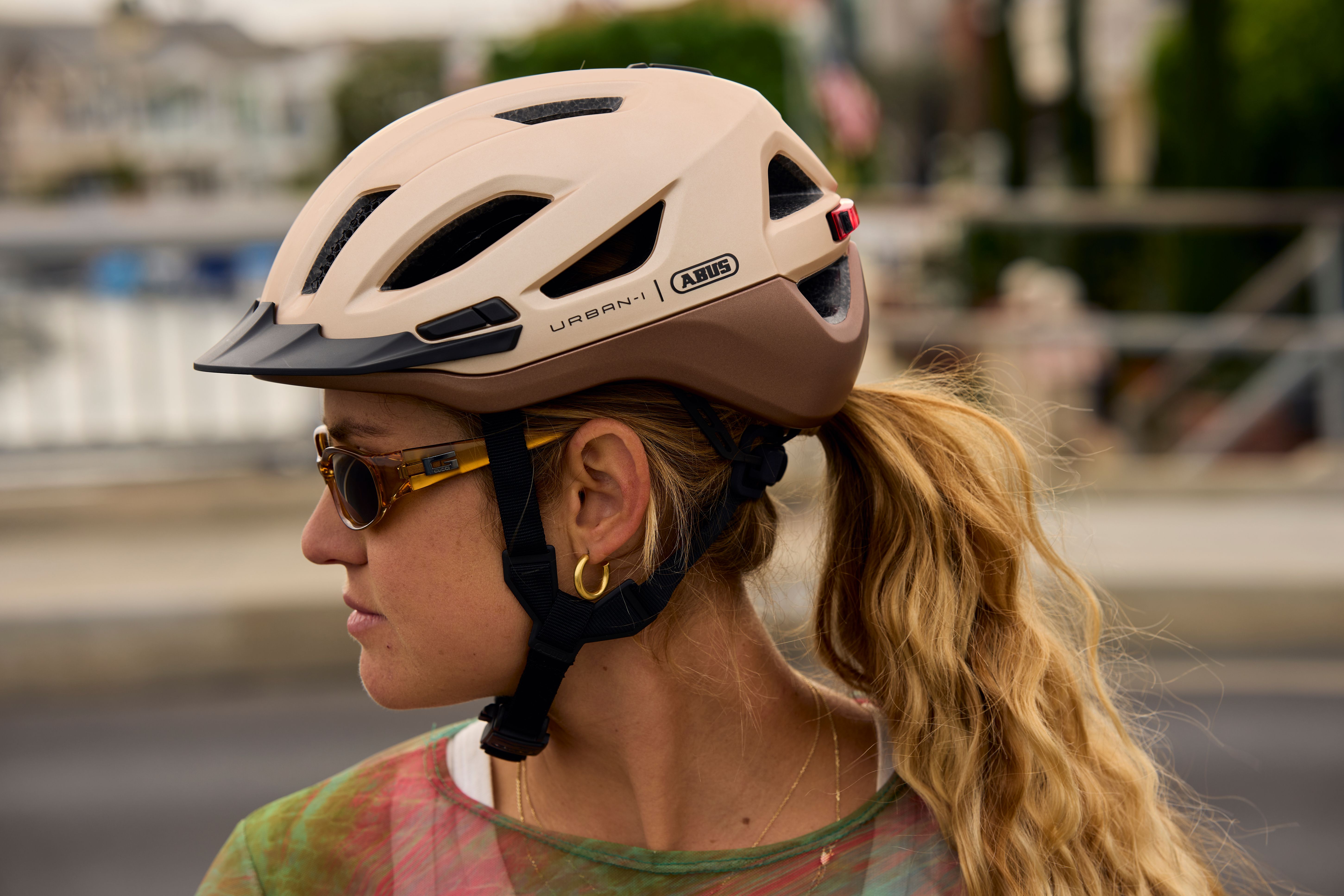 ABUS Urban-I 4.0 – Der urbane Fahrradhelm-Klassiker neu gedacht
