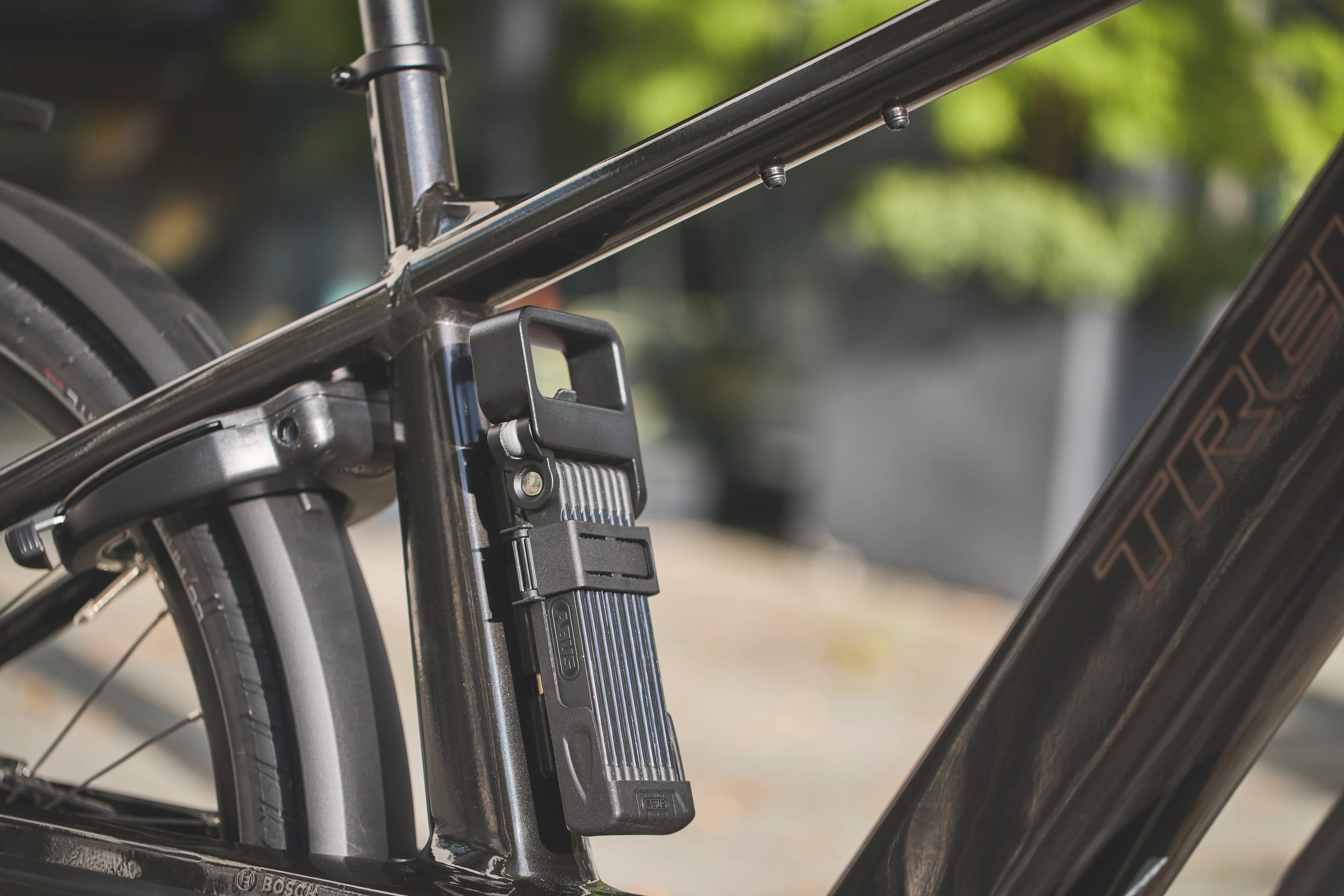 ABUS ACH 6000 BORDO™ Connect – wenn Faltschloss und Rahmenschloss eine Verbindung eingehen