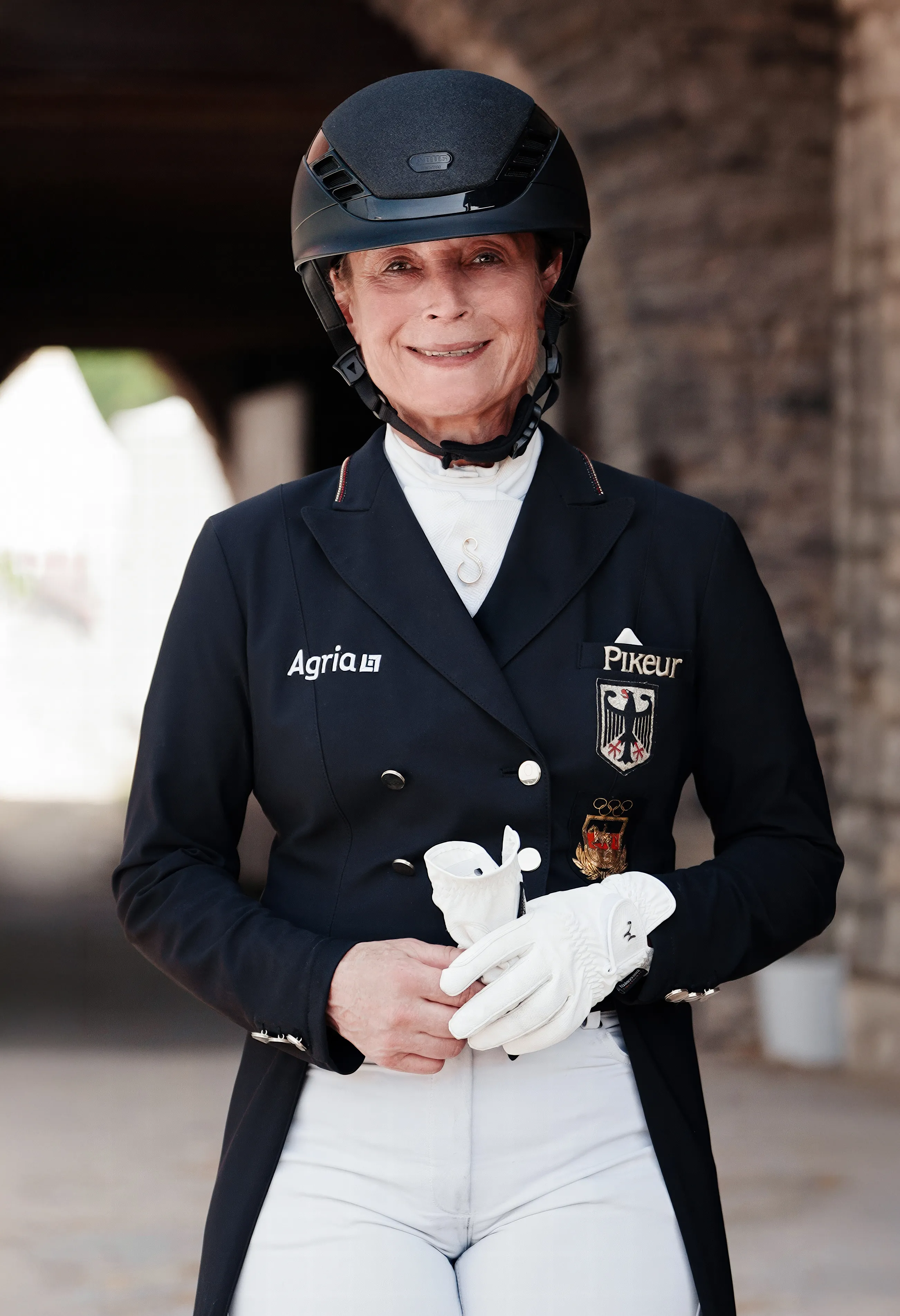 PF_ABUS_Kooperation_Isabell-Werth_2.jpg
