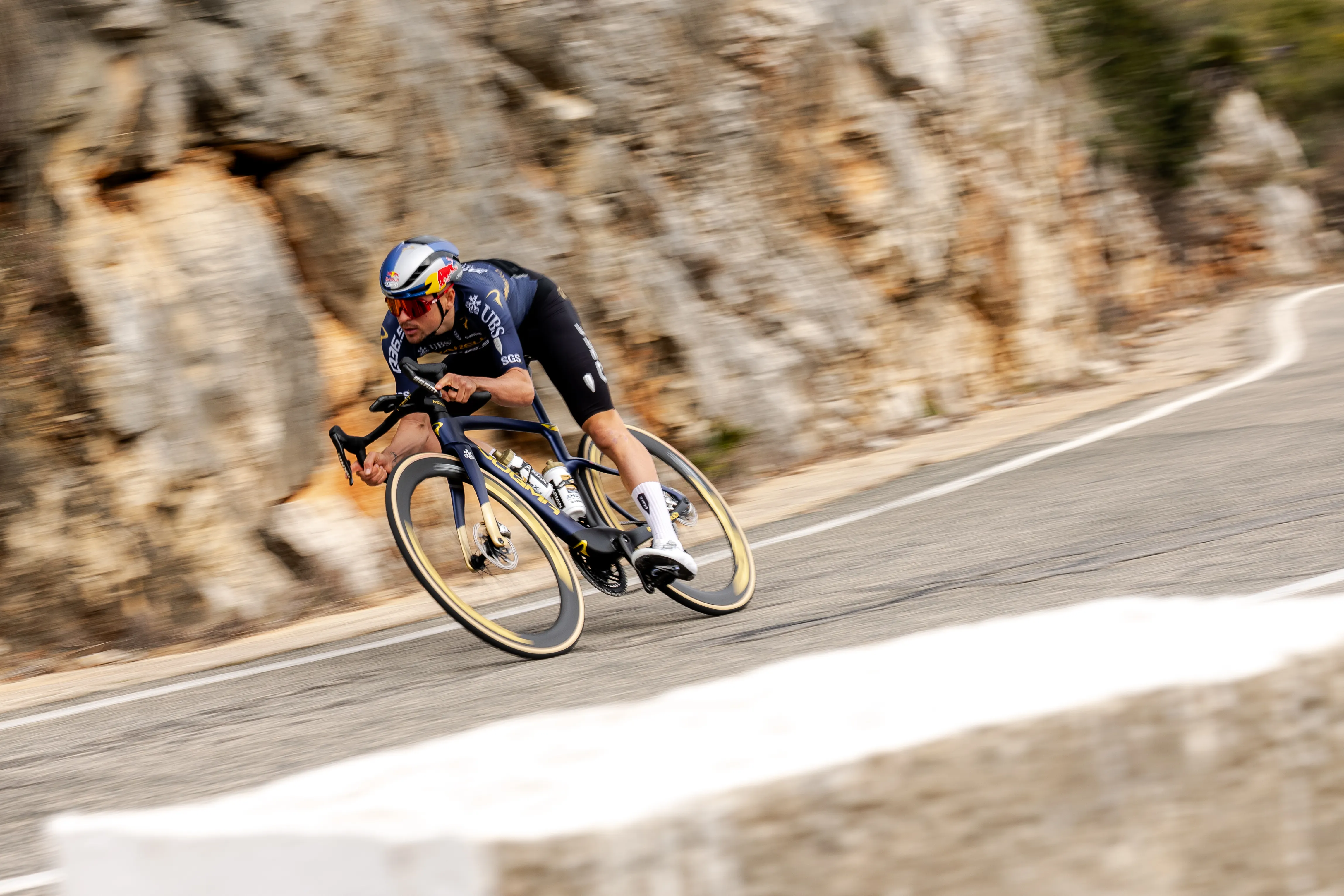 0104_RB_121225_RobyBragotto_Pinarello_Q36.5.jpg