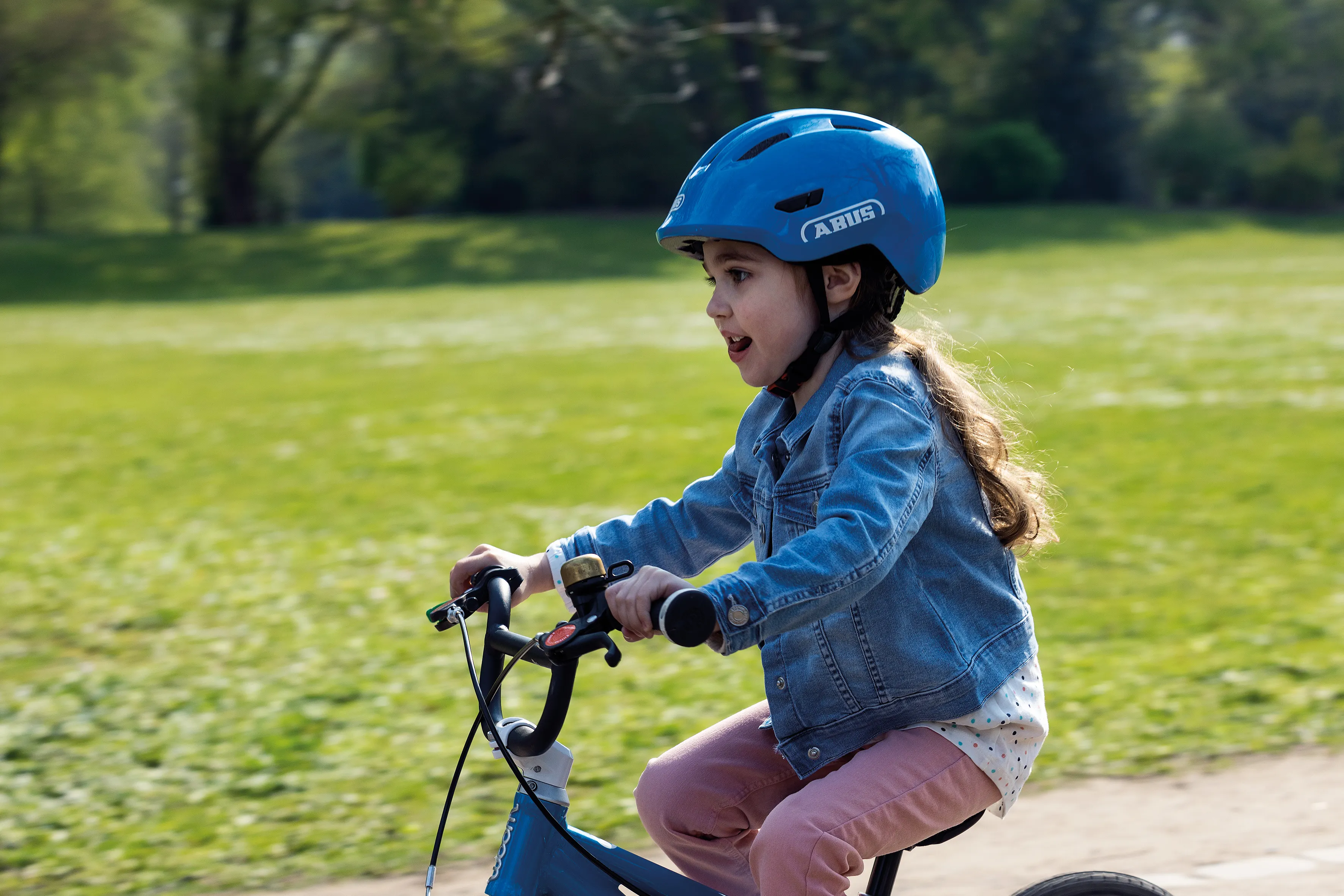 ABUS_Helm_Smiley3.0_300dpi_01.jpg